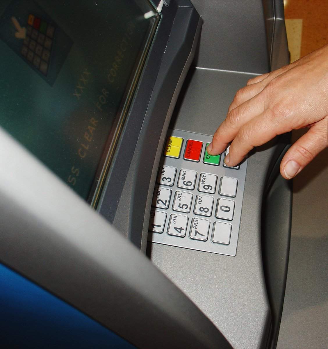 Euronet to acquire 167 ATMs in Poland from Aplitt Spolka