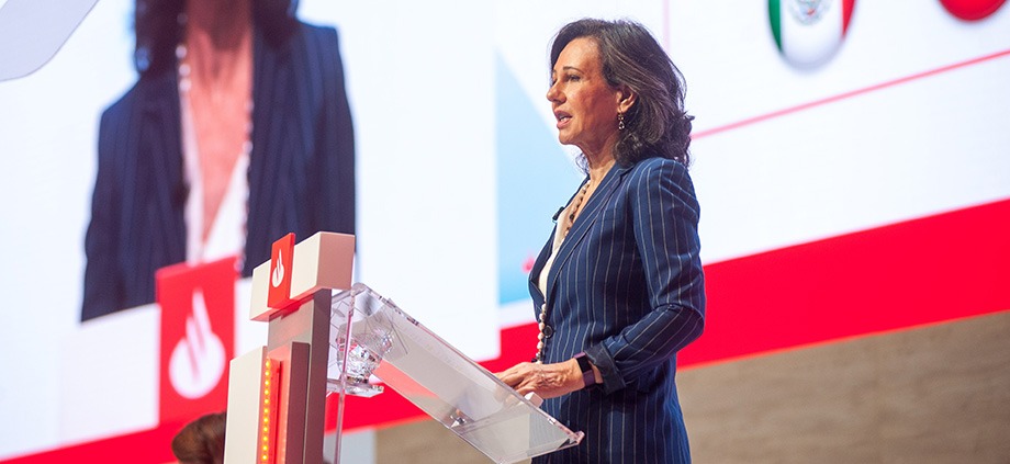 Santander plans to take full ownership in Mexican subsidiary for €2.56bn
